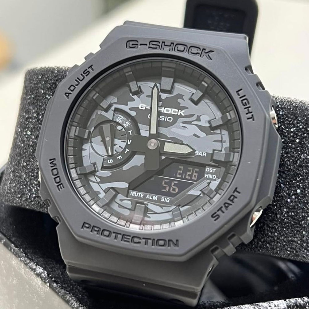 Casio G Shock GA 2100CA 8ADR