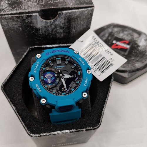 CASIO G-Shock GA-2200-2A [20 ATM Water Resistant Carbon CORE Guard